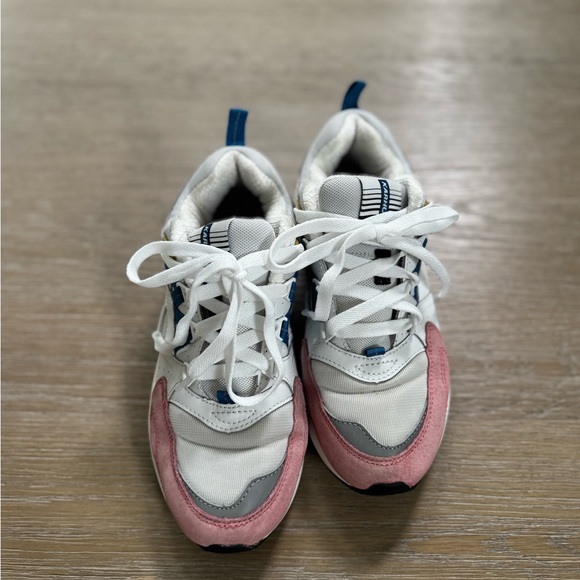 Anthropologie Karhu Fusion 2.0 women’s athletic causal Sneakers shoes size 7 - Picture 4 of 8